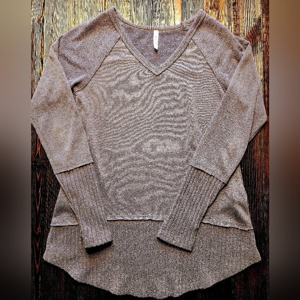 MTS Women's Sweater Brown V-Neck Knit Size S